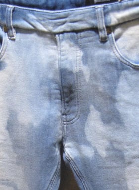 Jeans e moletom juntos para conquistar