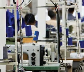 Indústria recua nas contratações
