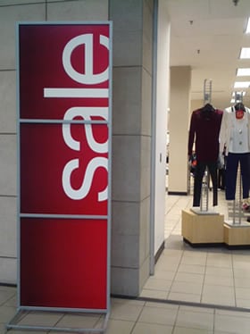Preço de roupas cai em julho