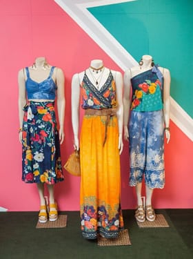 Dress to lança verão com tops em denim