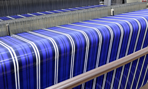 industria-produz-mais-roupas-em-novembro-imagem-01